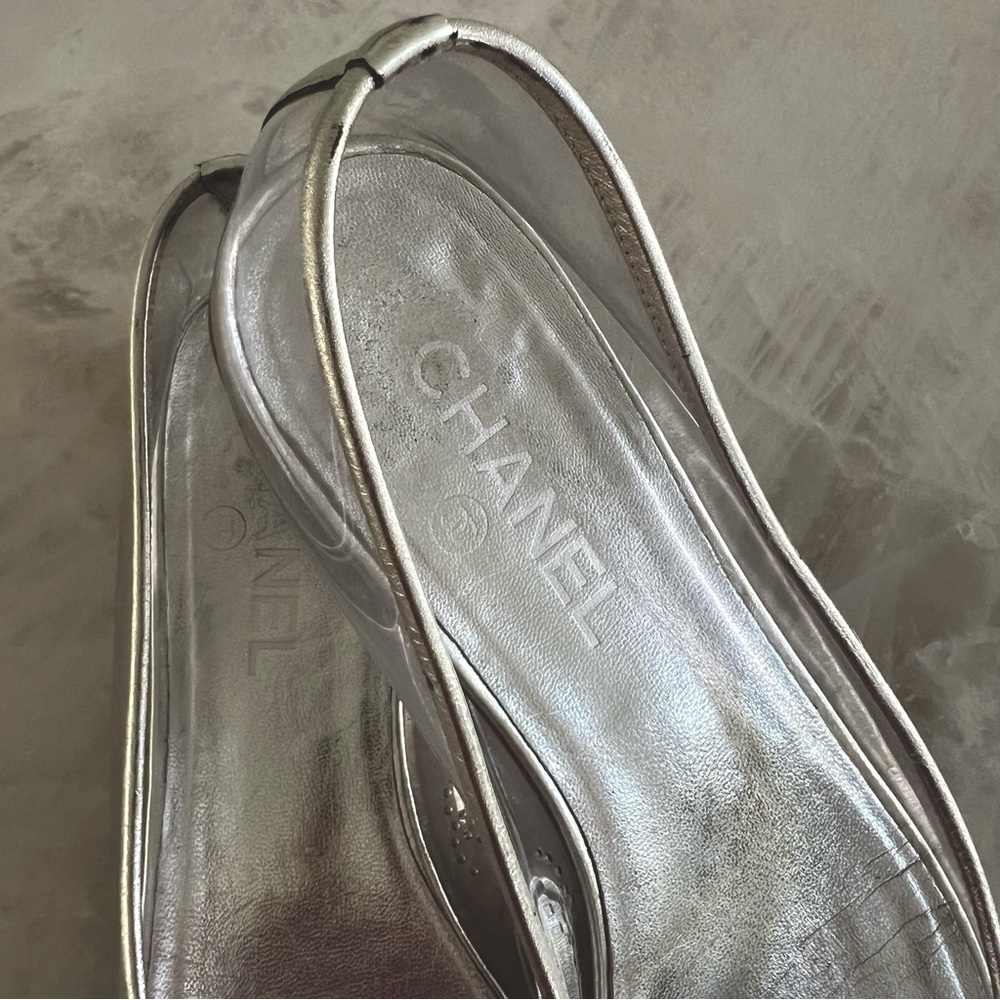 CHANEL Silver Leather Slingback Flats - Picture 7 of 13